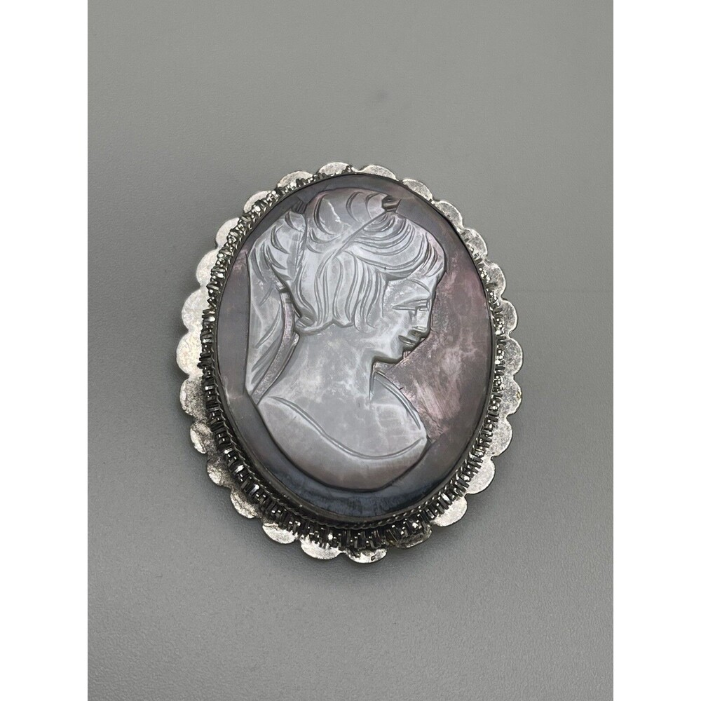 Vintage CAMEO Brooch Pendant Mother Of Pearl Sterling Silver 925